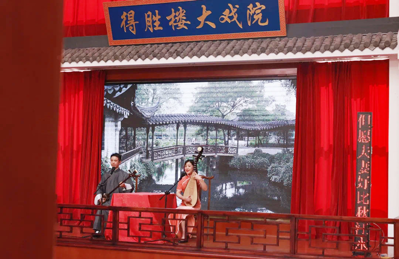 啤酒城、北茶商街“雙節(jié)”活動(dòng)活躍節(jié)日經(jīng)濟(jì)(圖5)