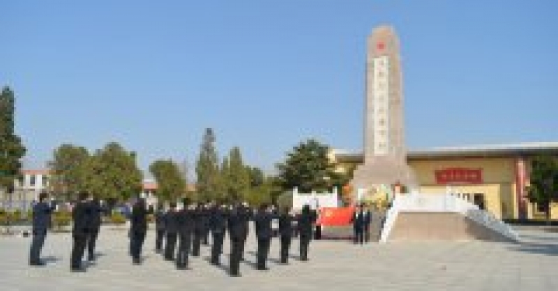 集團(tuán)團(tuán)委開展“緬懷革命先烈，弘揚(yáng)民族精神”愛國主義教育活動(dòng)